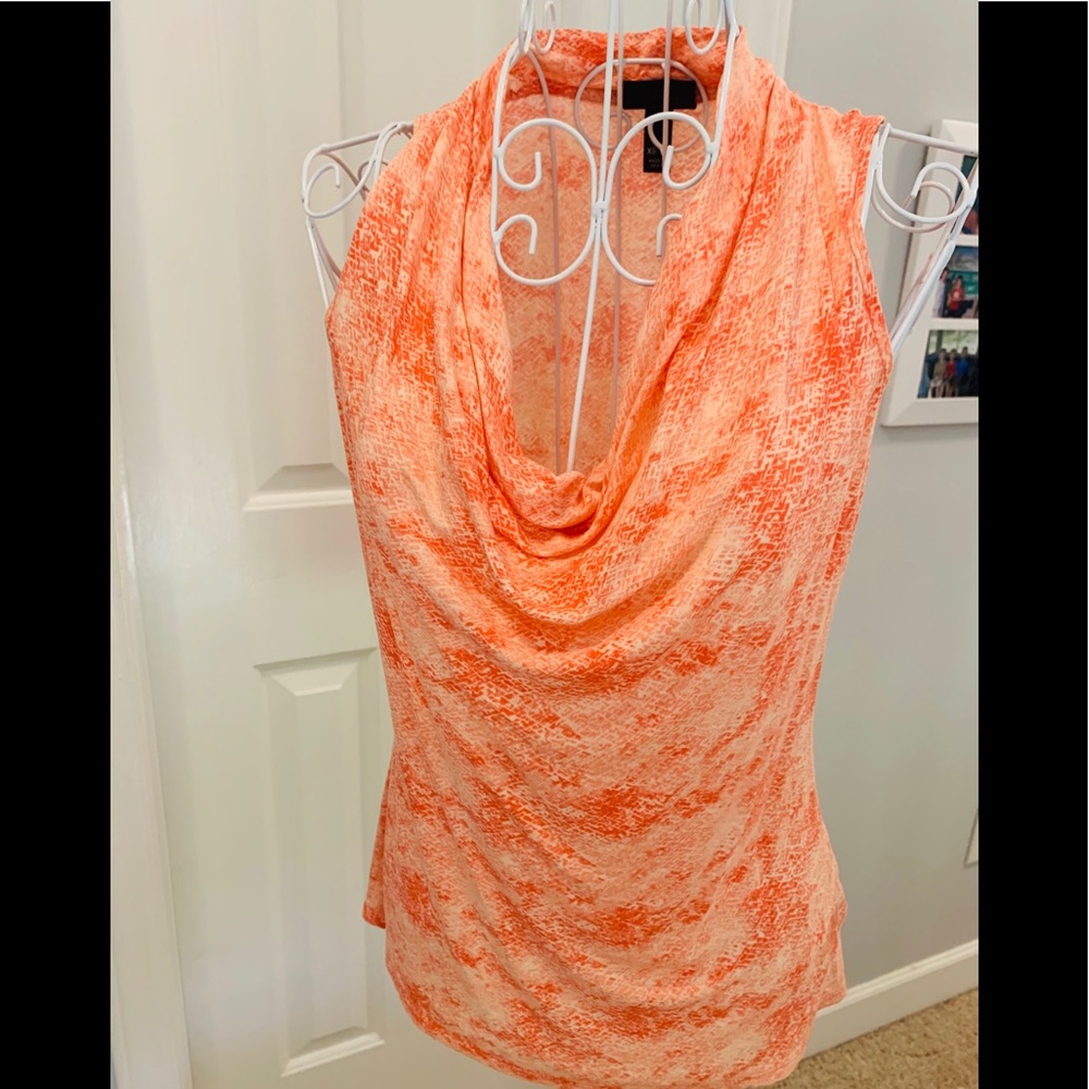 Sleeveless peach top